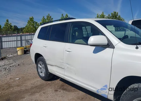 2009 Toyota Highlander z USA, uszkodzony, nr VIN JTEDA41A492002053